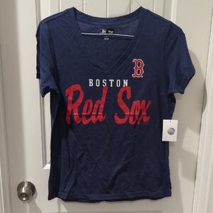 NWT MLB Boston Red Sox V-Neck Tee